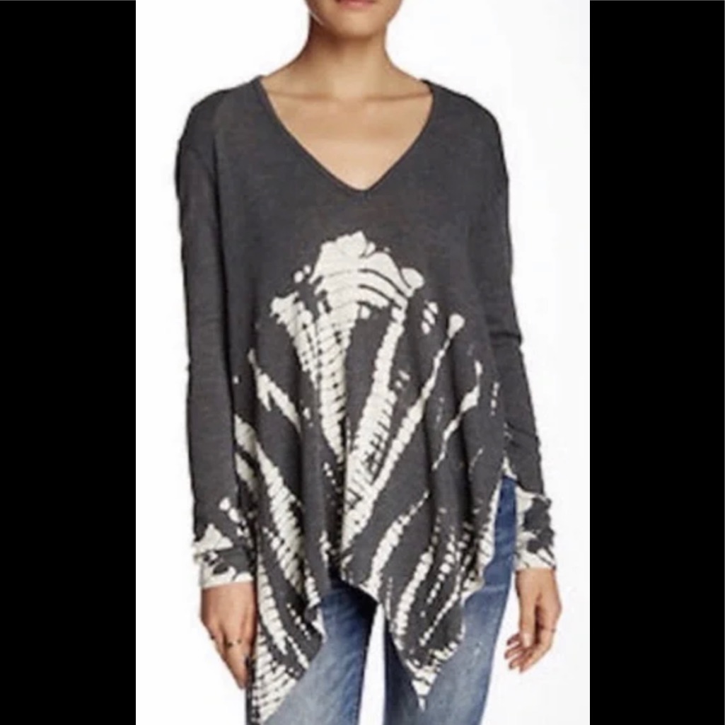 Young Fabulous & Broke Tie Dye Boho Assymetrical Gabby Sweater Gray Size Small